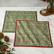 Load image into Gallery viewer, Spode &amp; Morris &amp; Co. Bluebell Napkin Set