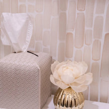 Load image into Gallery viewer, Sweet Grace Holiday Mercury Flower Diffuser