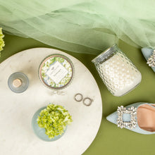 Load image into Gallery viewer, Hydrangea Signature Candle