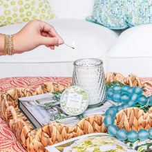 Load image into Gallery viewer, Hydrangea Signature Candle