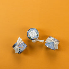 Load image into Gallery viewer, Laurel Grove Tin Candle