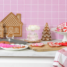 Load image into Gallery viewer, Gingerbread Flower Diffuser