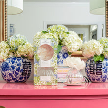 Load image into Gallery viewer, Hydrangea Flower Diffuser