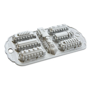 Nordic Express Cakelet Pan
